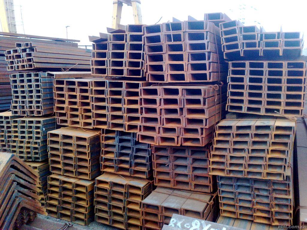 国标Q235B槽钢现货解析 32a#镀锌槽钢及天津角钢价格趋势与采购指南